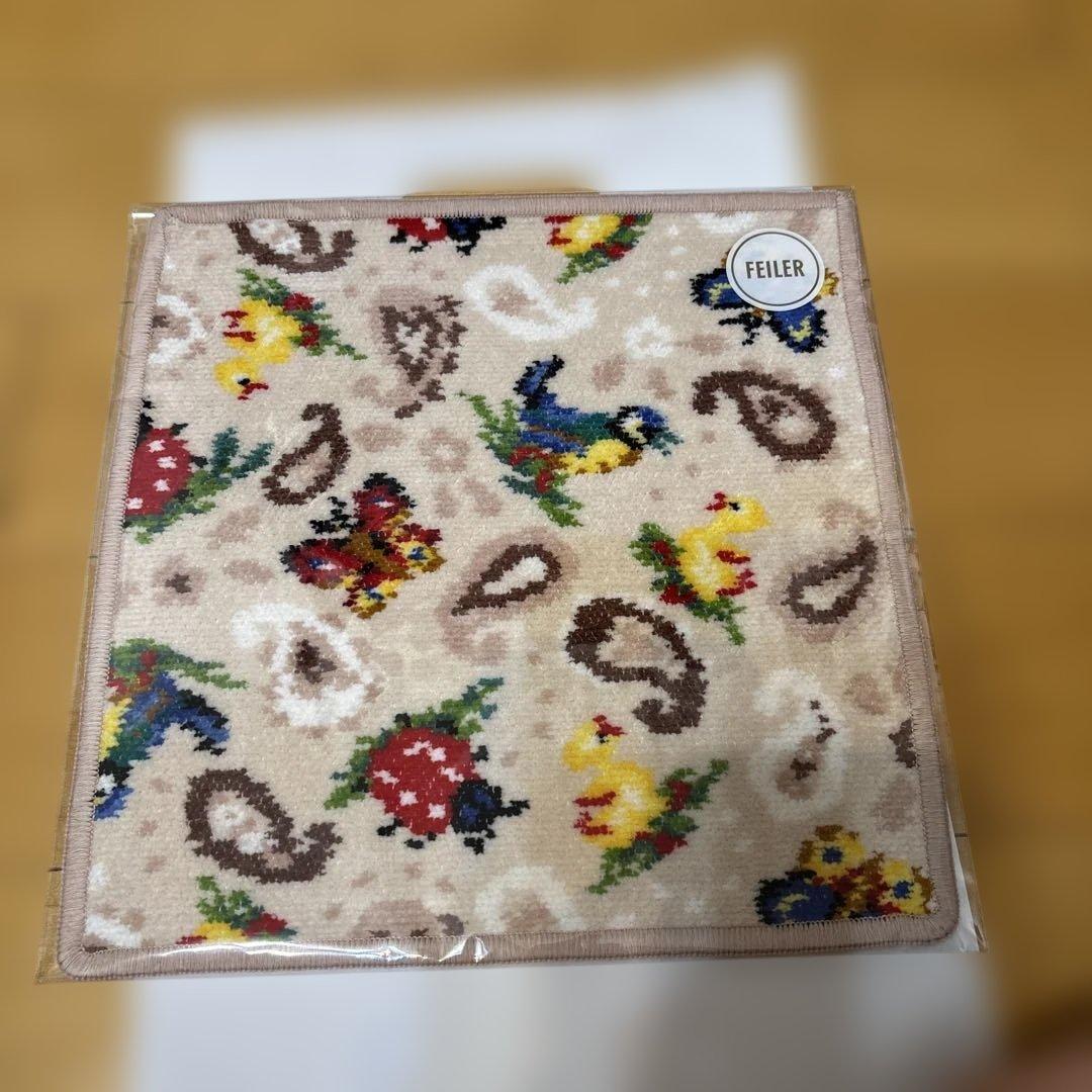 【FEILER】　ティッシュケース＆ハンカチ