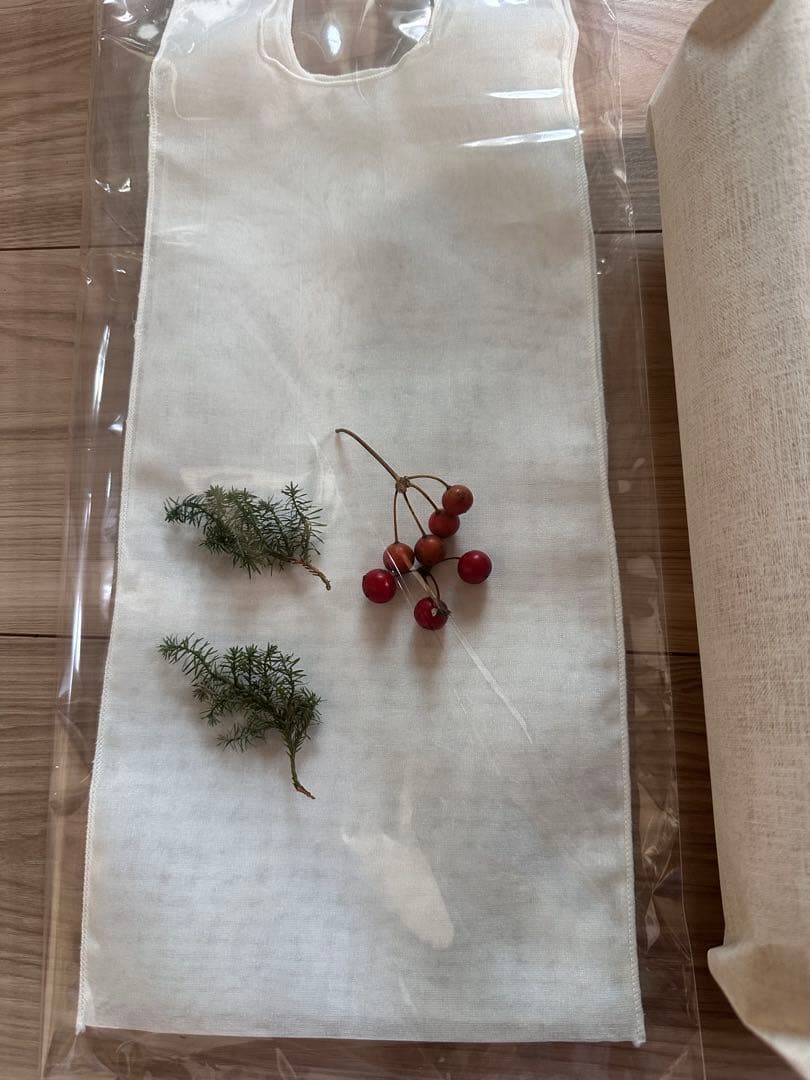 SOLSOL SEOUL 黒キャップ➕クリームキャップ 各1本　計2本