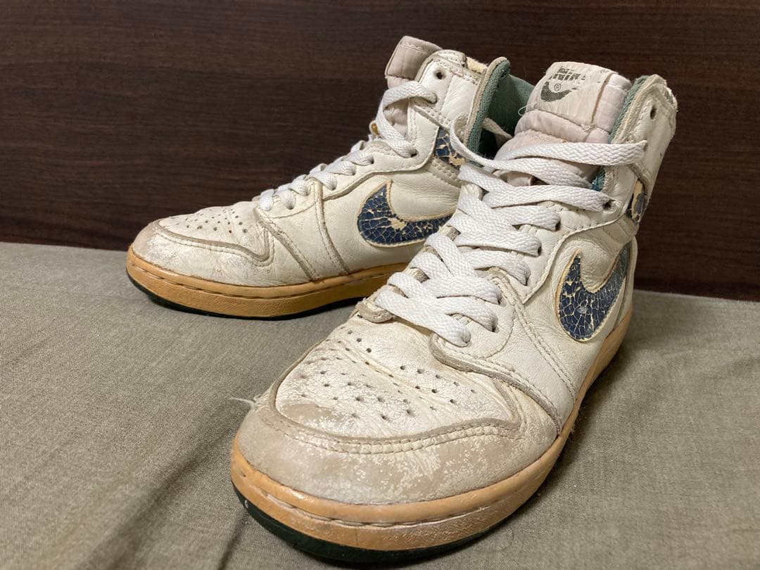 激レア！スカイジョーダン1 メタリックブルー