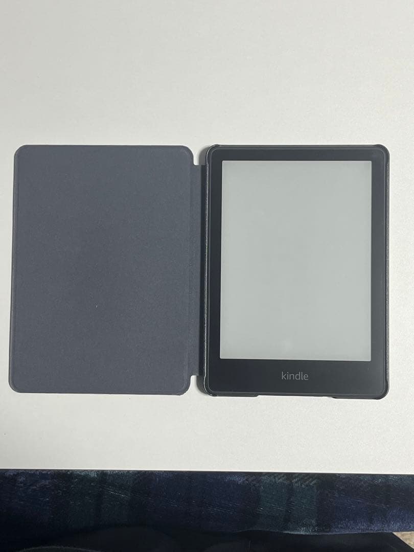 Kindle Paperwhite (16GB) 広告なし　カバー付き
