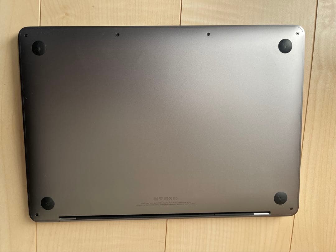 Apple MacBook Pro (2019) 13インチ スペースグレイ