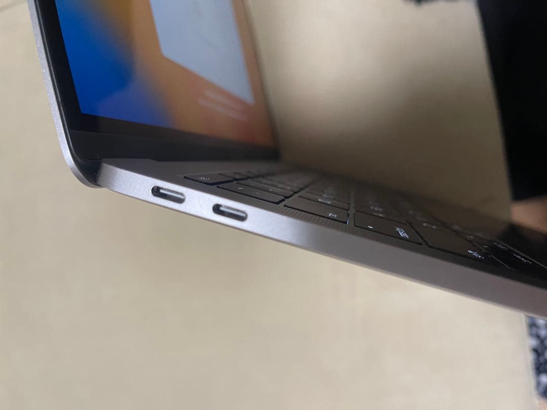 Apple MacBook Pro (2019) 13インチ スペースグレイ