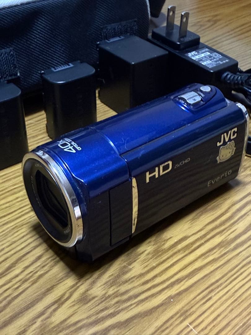 JVC Everio HD ビデオカメラ 青 GZ-HM670-A