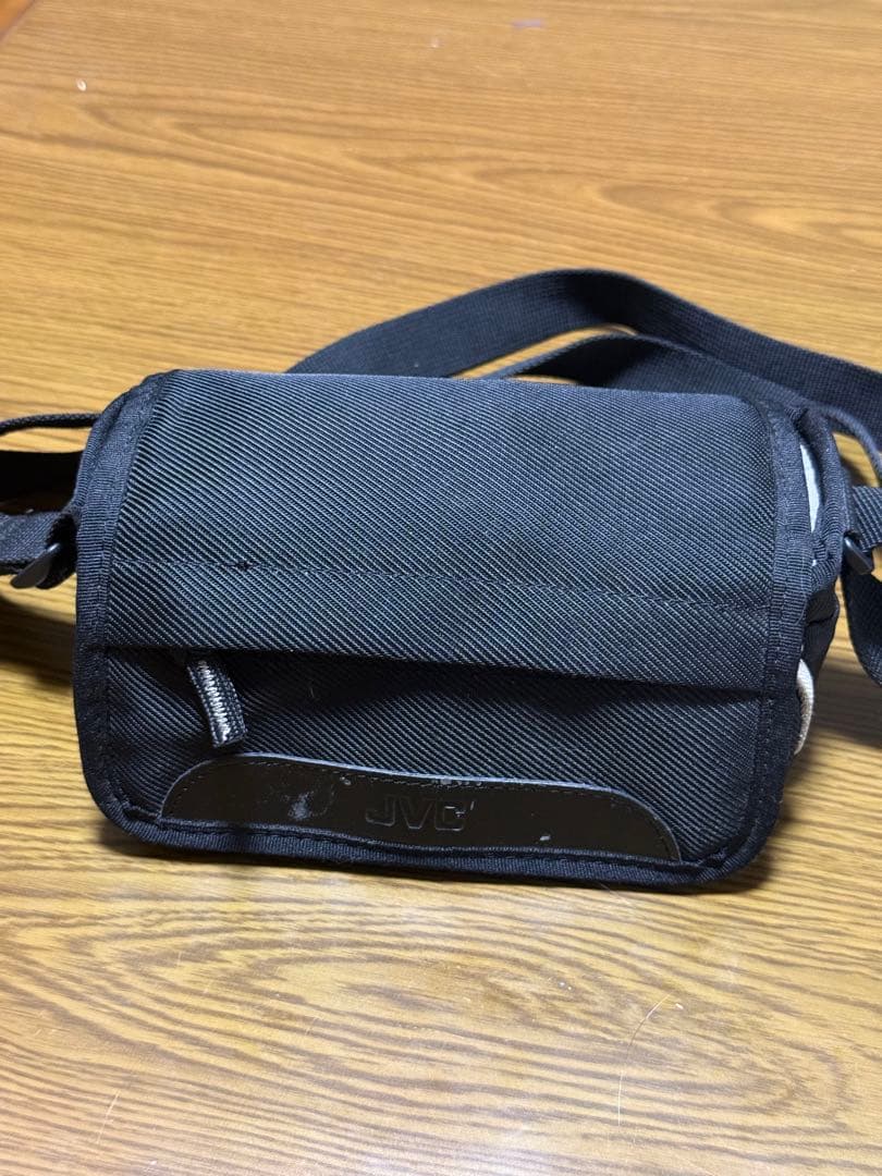 JVC Everio HD ビデオカメラ 青 GZ-HM670-A