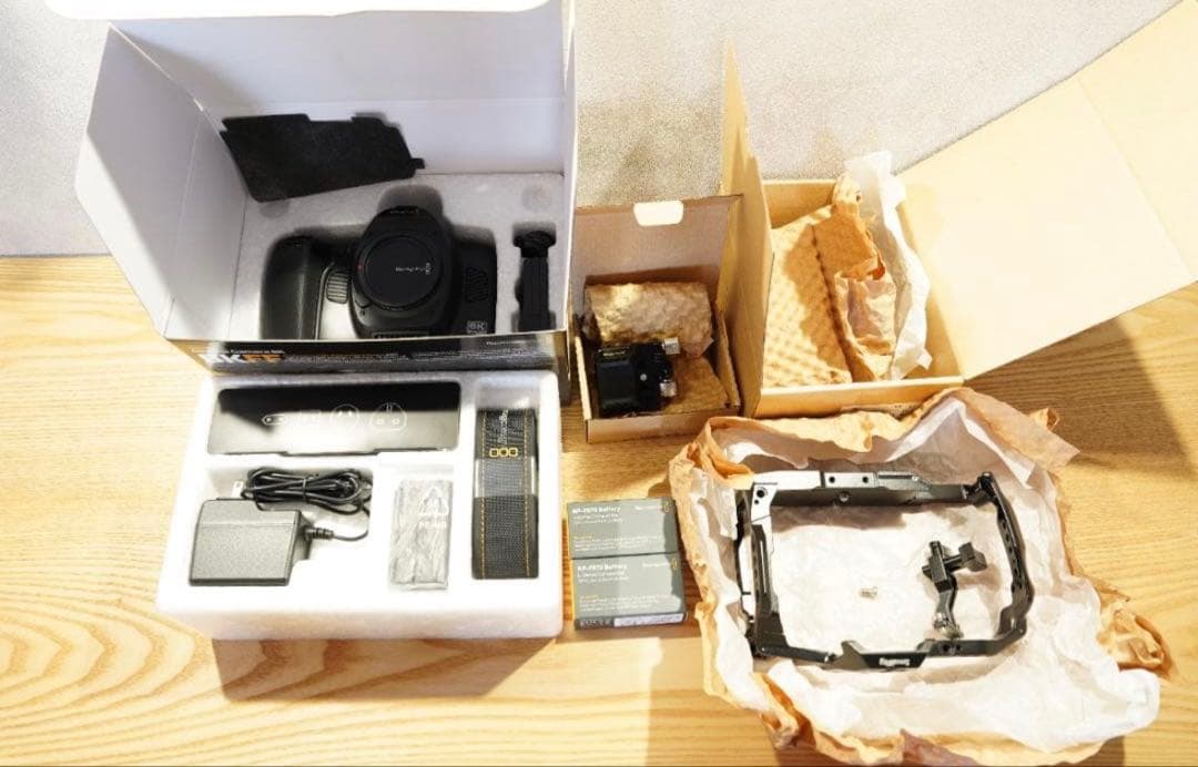 極美品BMCC6K FF SmallRigケージ 純正バッテリー2つ