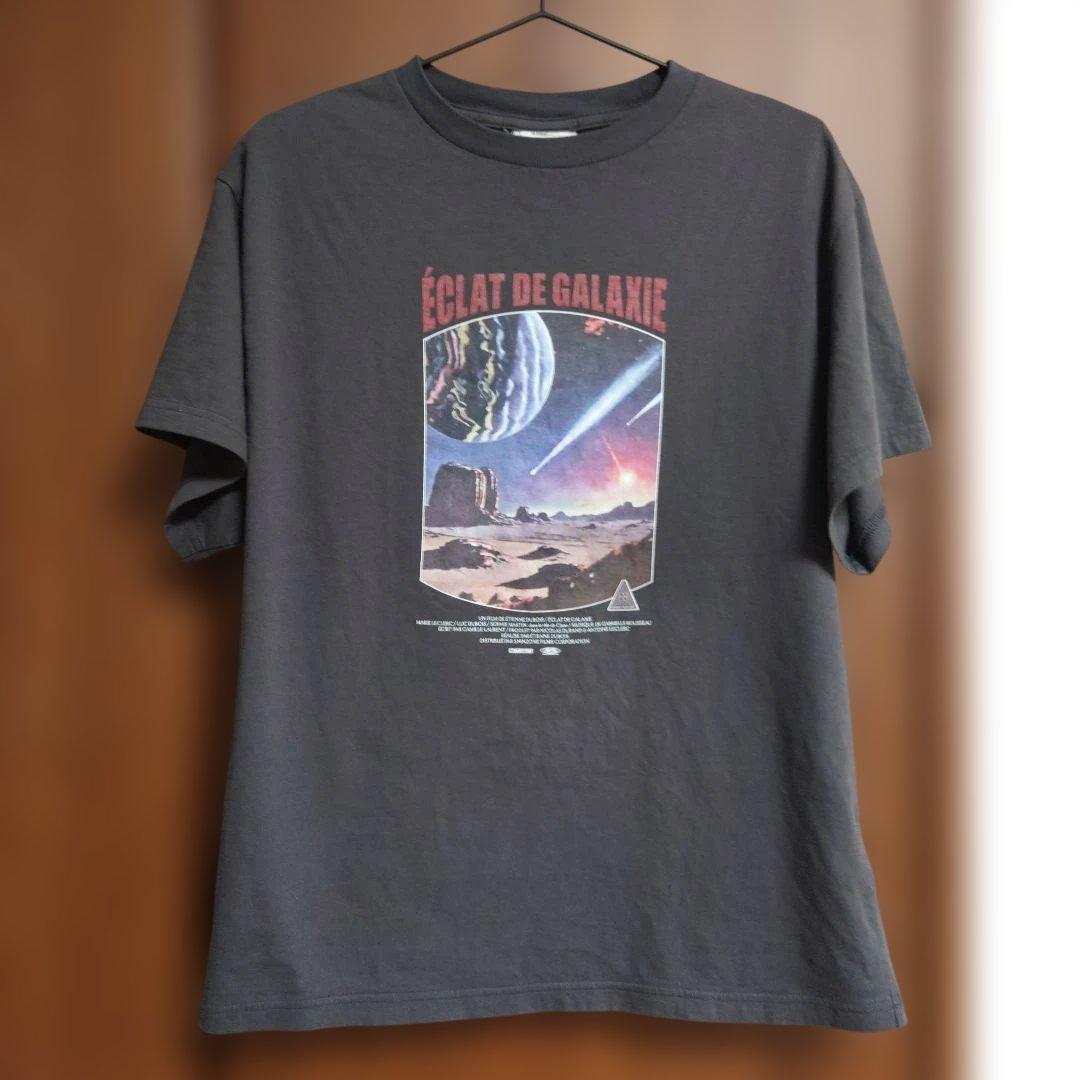 THE SHINZONE シンゾーン SF CINEMA TEE グレー