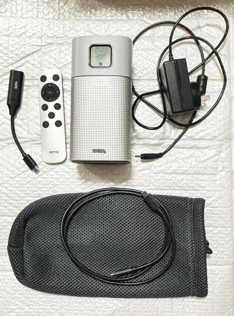 BENQ GV1　ベンキュー os内蔵小型プロジェクター