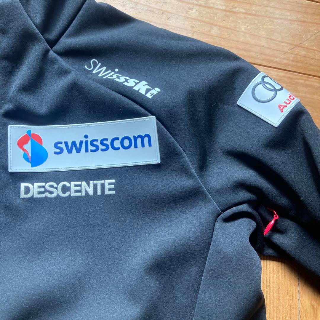 新品未使用　 デサント スイスチームモデル ミドラー