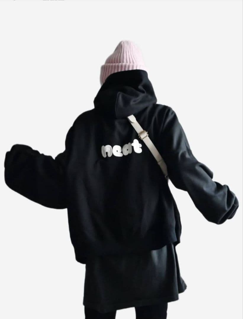 完売品 レア chiiiibag　フーディーパーカー　neat　89 BLACK