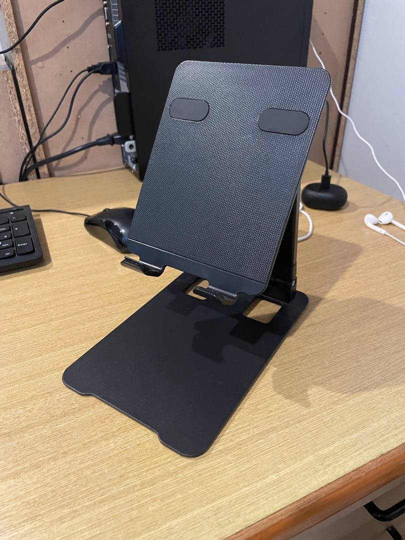 調整可能なiPadスタンド