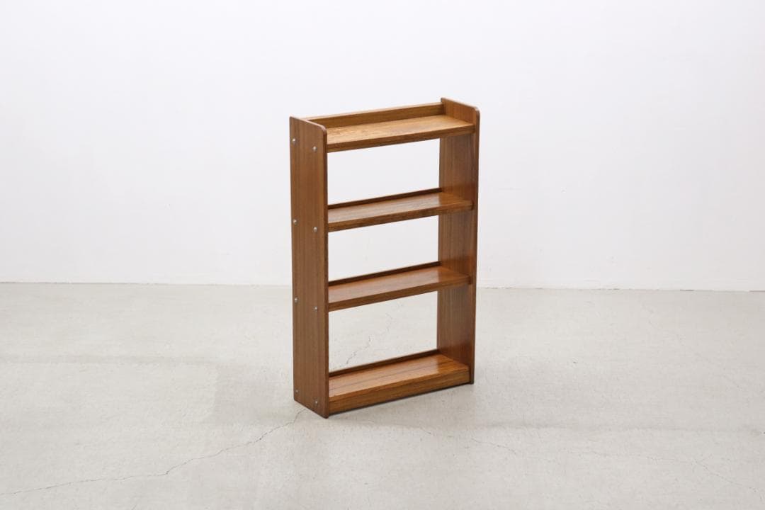 レトロ ラワン 無垢材 本棚 シェルフ 飾り棚 食器棚 ヴィンテージ