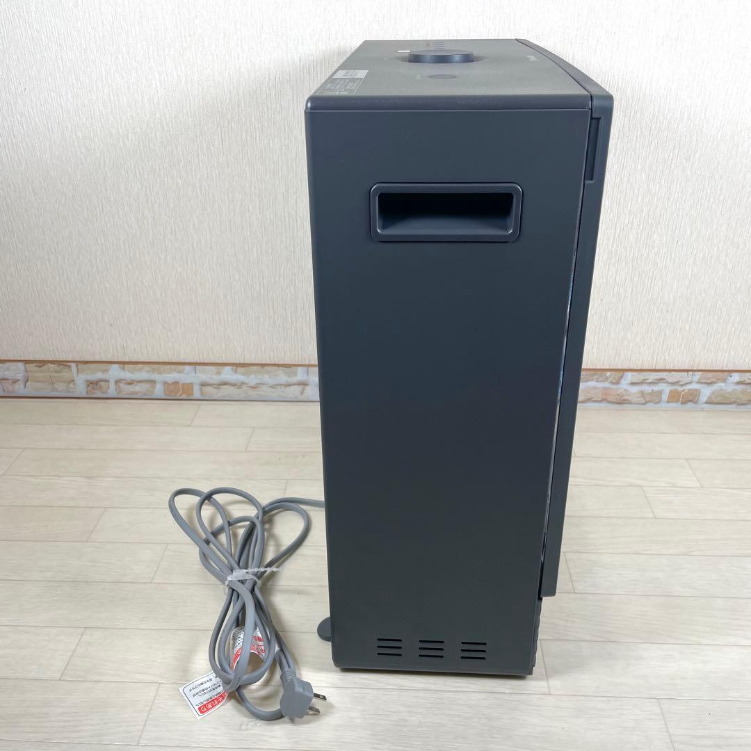 2024年製DAIKIN WRH135AS-H 遠赤外線　暖房機　ダイキン