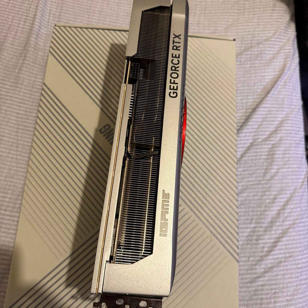 グラフィックボード・グラボ・ビデオカード iGame GeForce RTX 4080 Super Advanced OC