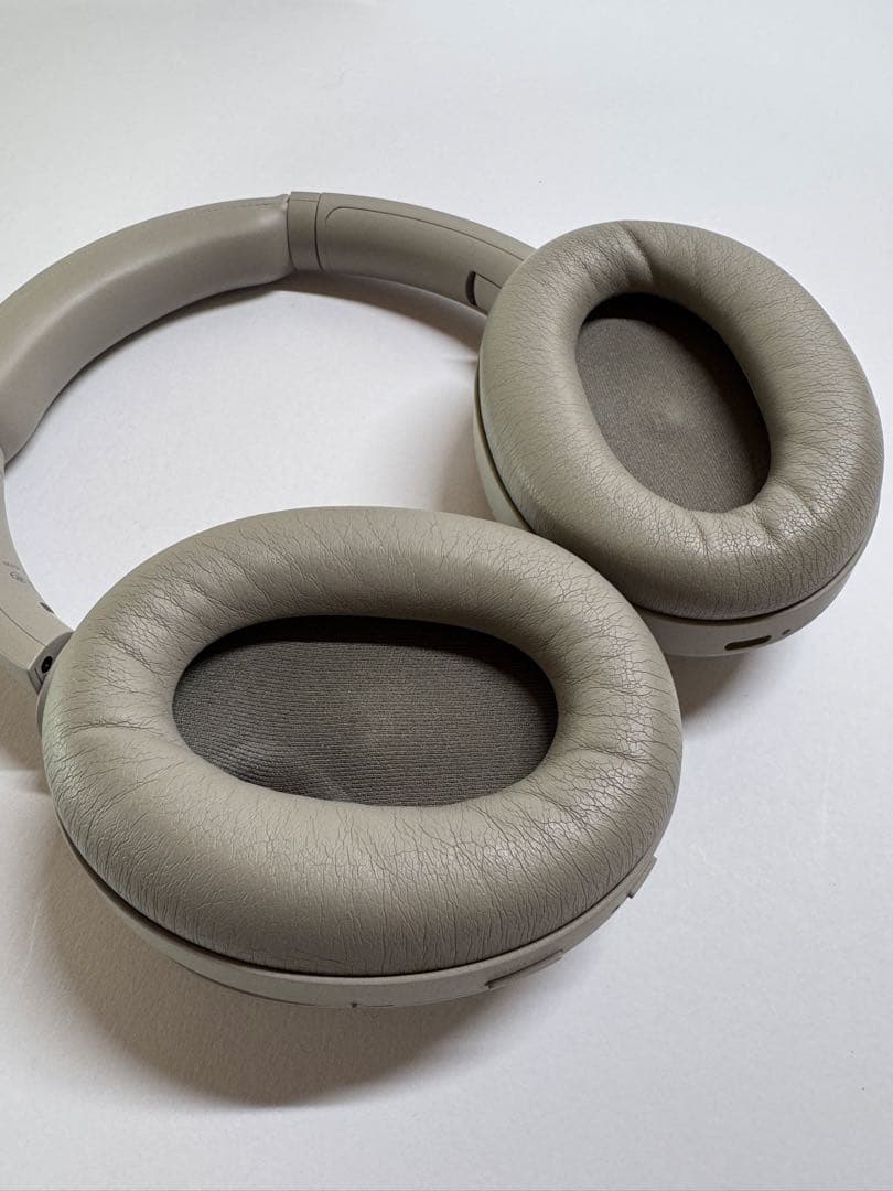 【美品】SONY WH-1000XM4 （プラチナシルバー ）