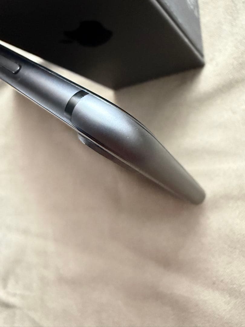 希少/中国版iPhone8 Plus 256GB 完全完備品 / シャッター音無