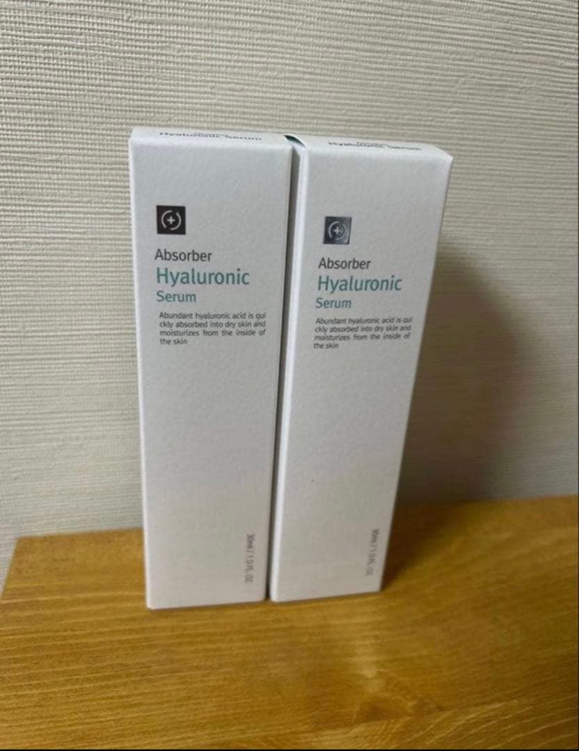 韓国人気な化粧品ルネセルヒアルロニンクセラム2本使用期限は2028年です