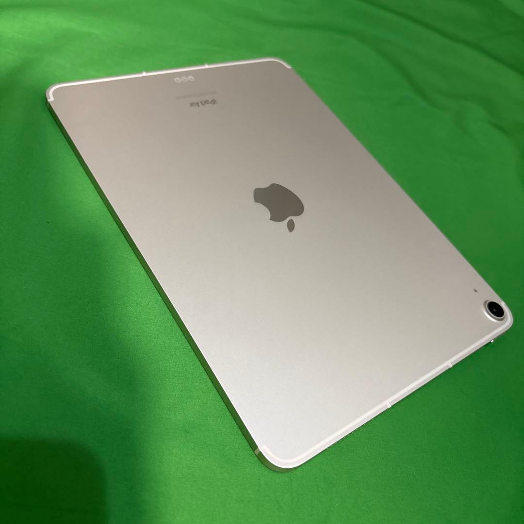 iPad Air（第五世代）Wi-Fi+Cellular 64GB ケース付