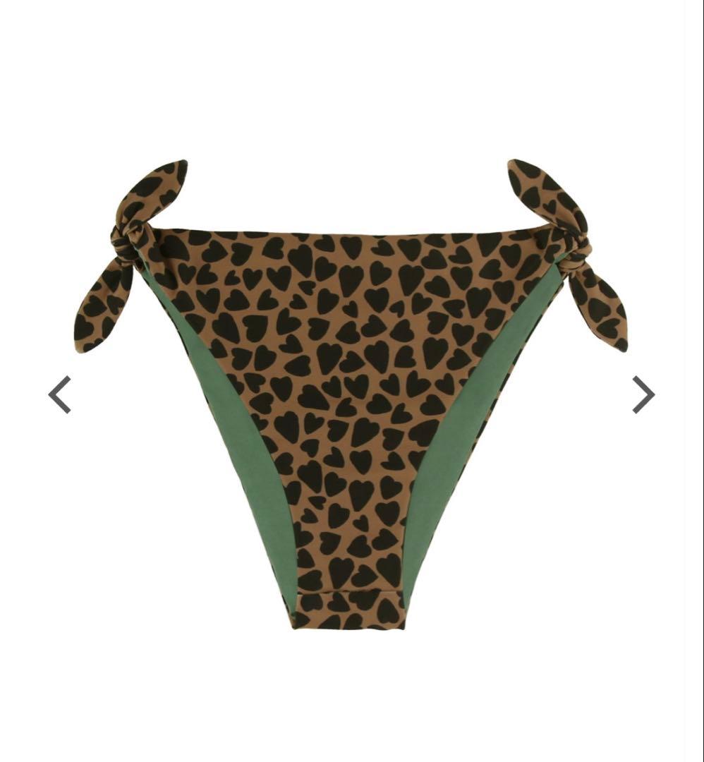 alexiastam Shelby Loveactually シェルビー ビキニ