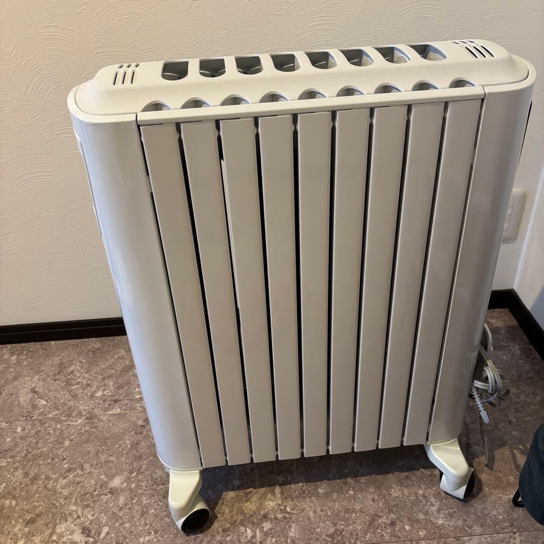 DeLonghi オイルヒーター RHSL0915 ホワイト　直営店限定モデル