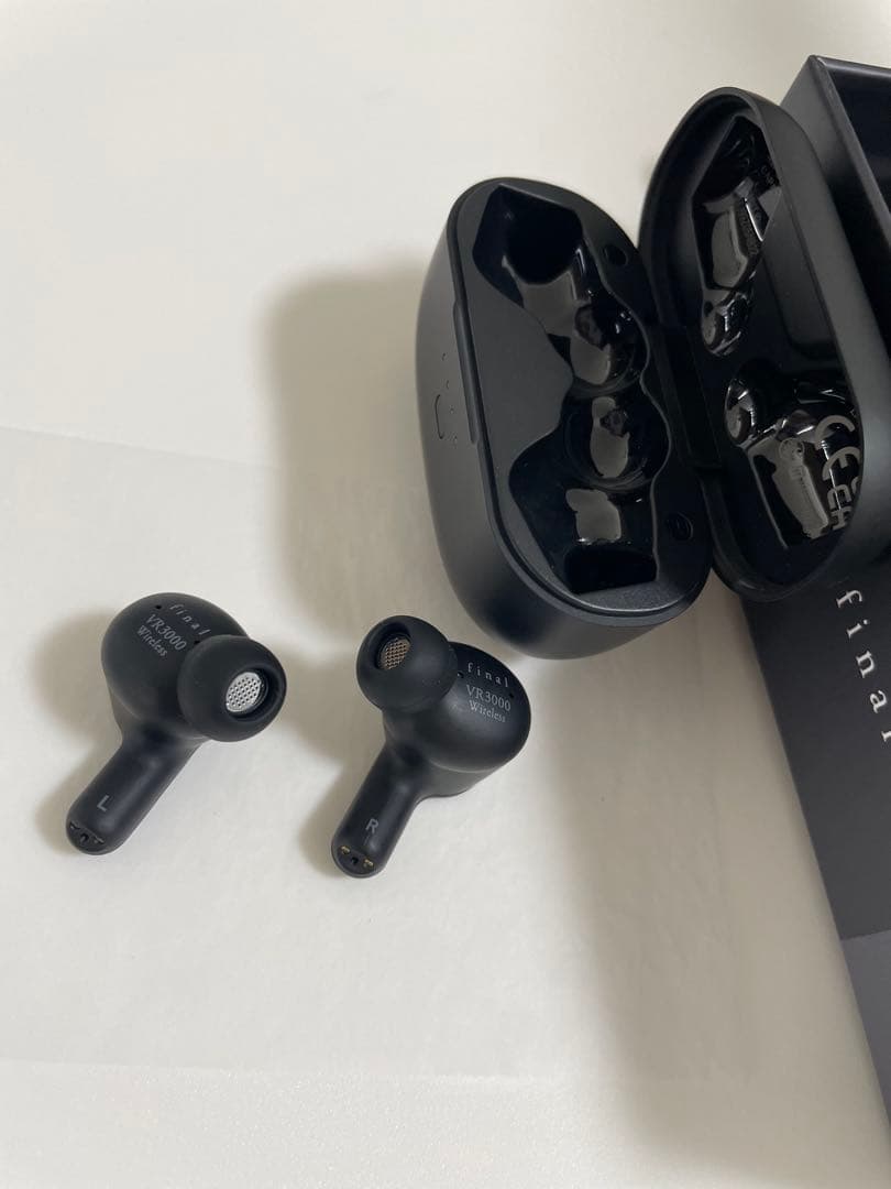 final VR3000 Wireless ワイヤレスイヤフォン