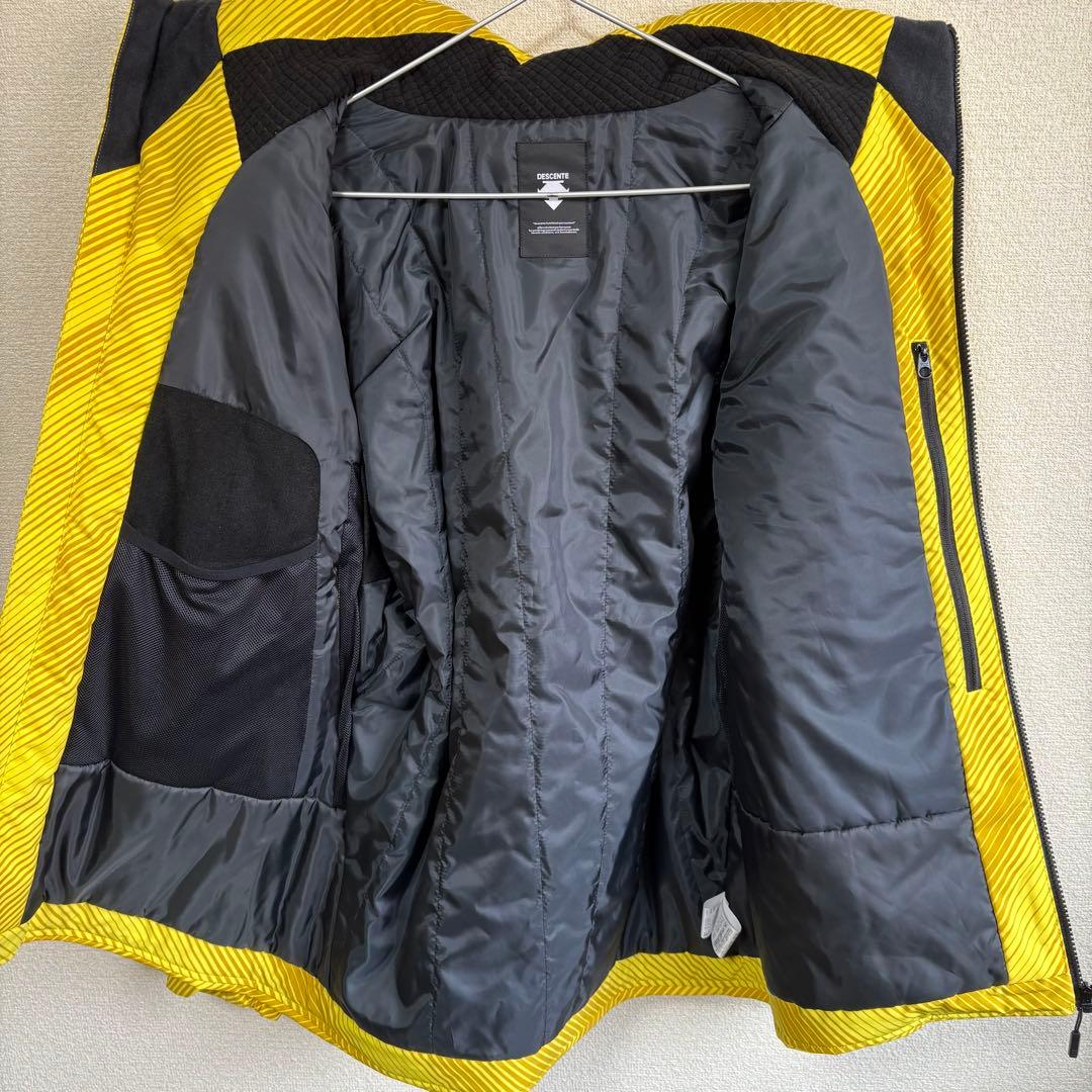 【美品】DESCENTE スキーウェア　ジャケットO