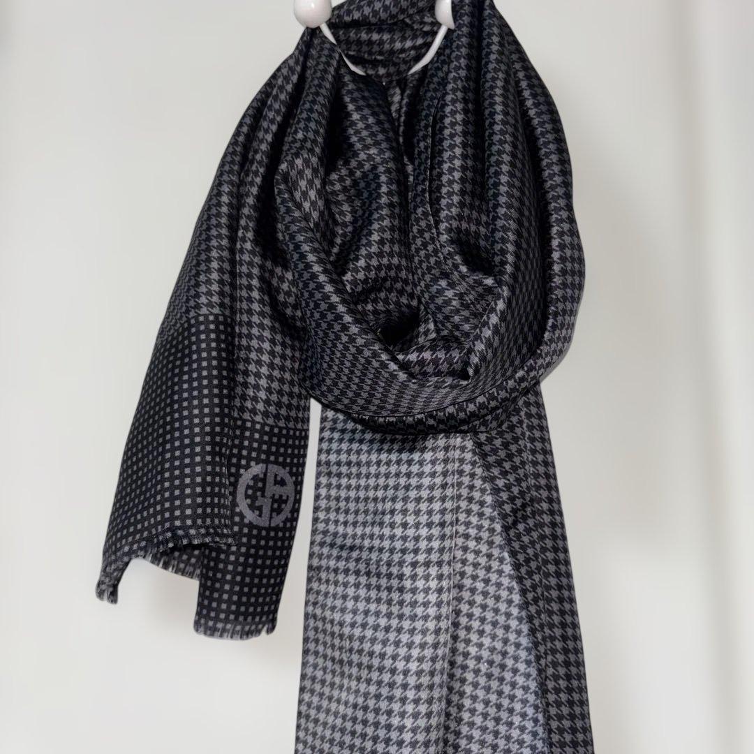 新品未使用GiorgioArmaniジョルジオアルマーニ　シルク100%ストール