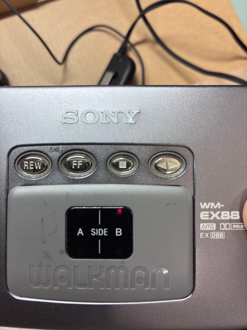 [動作品][美品]SONY WM-EX88 カセットプレーヤー