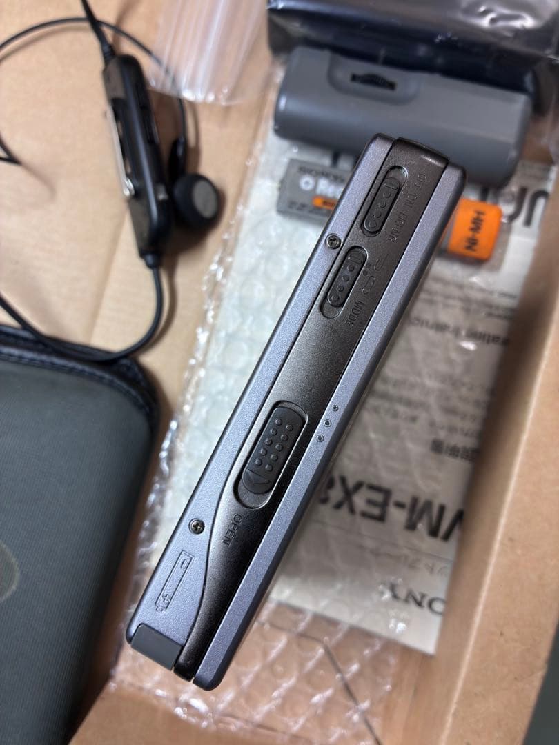 [動作品][美品]SONY WM-EX88 カセットプレーヤー