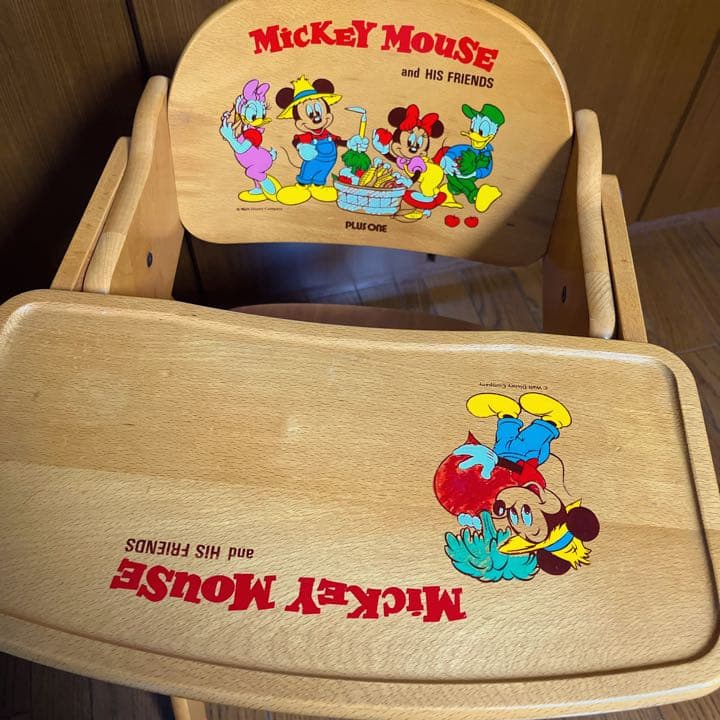【希少】折り畳み式♪ディズニー♪ 木製　ベビー♪テーブル付きハイチェアー♪