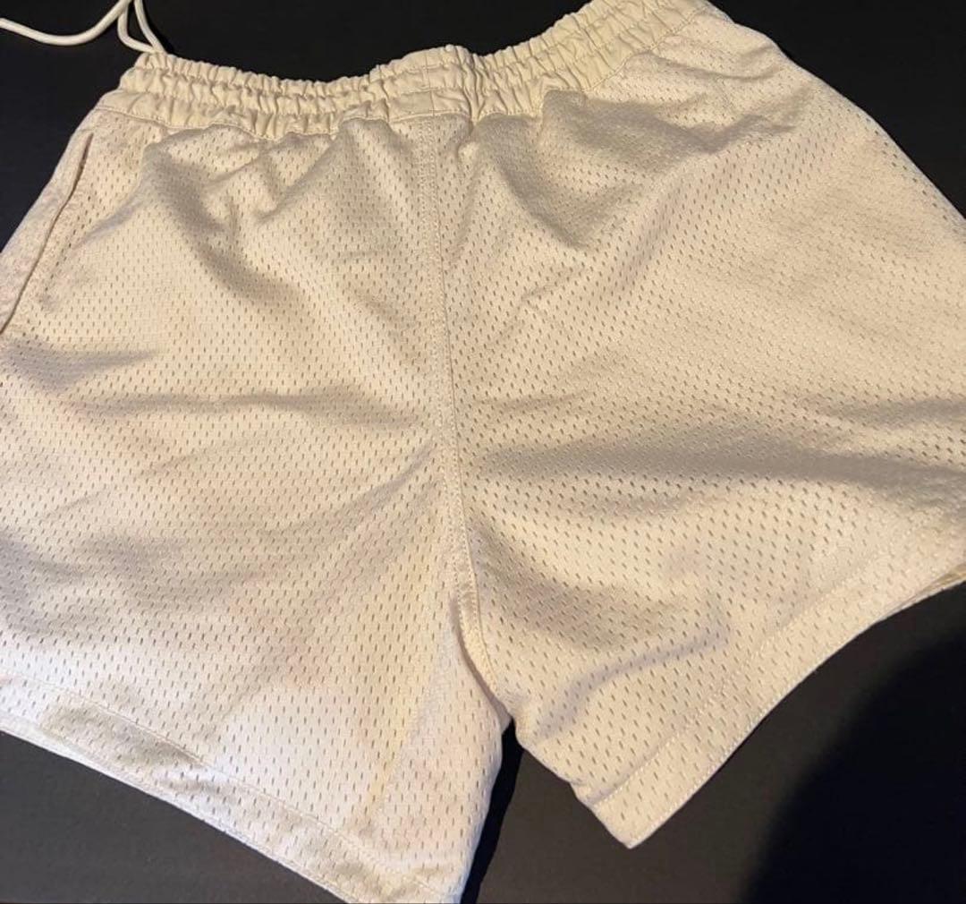 Fear Of God NIKE コラボ　パンツ　ショーツ　ナイキ　アイボリー