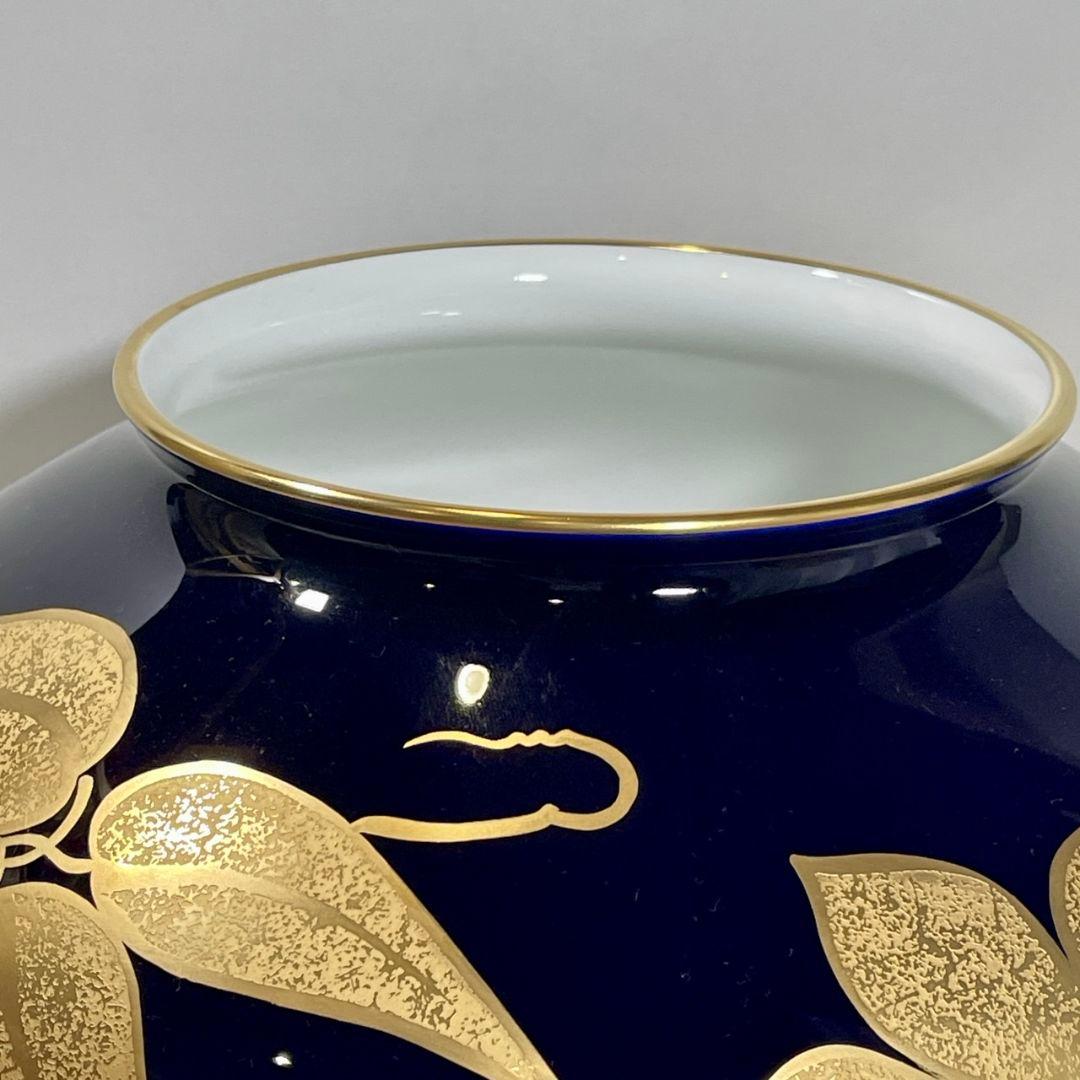 皇室御用達 大倉陶園 瑠璃金蝕鉄線 19cm花器