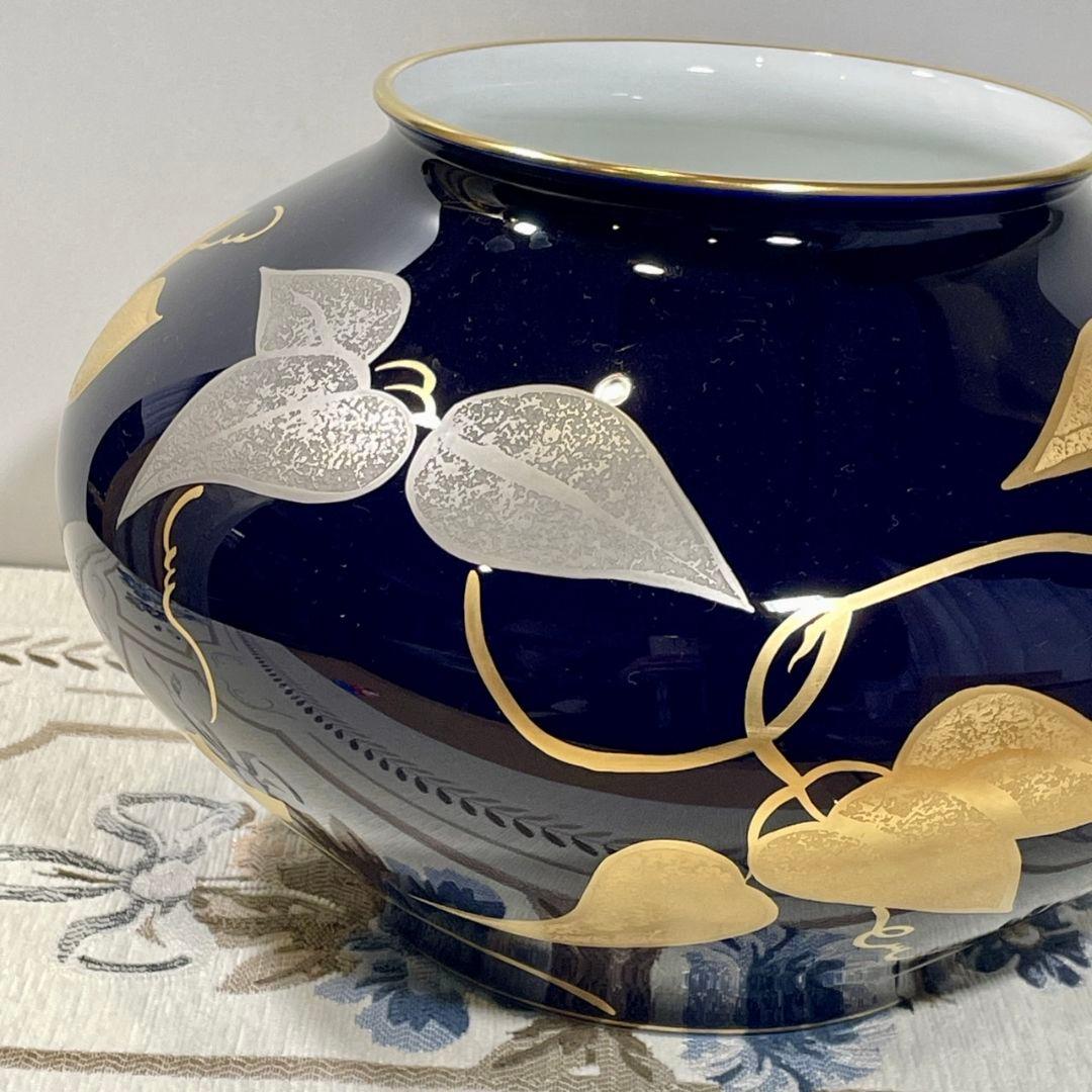 皇室御用達 大倉陶園 瑠璃金蝕鉄線 19cm花器