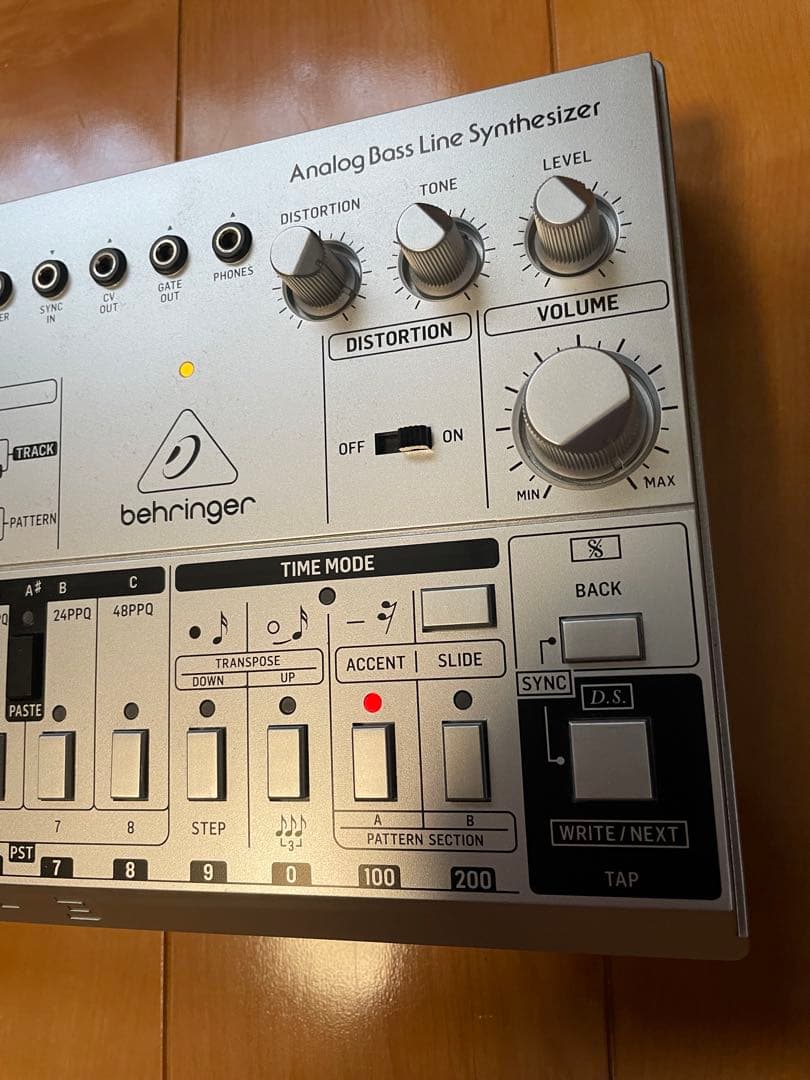 BEHRINGER TD-3-SR ベリンガー