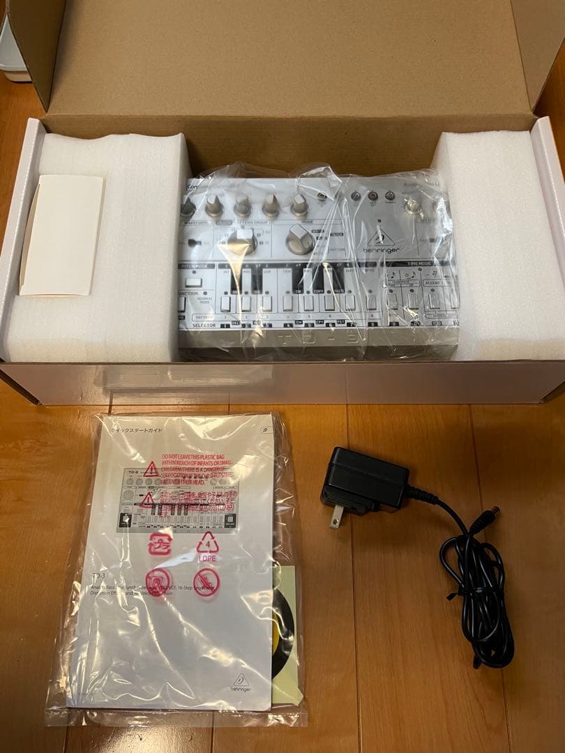 BEHRINGER TD-3-SR ベリンガー