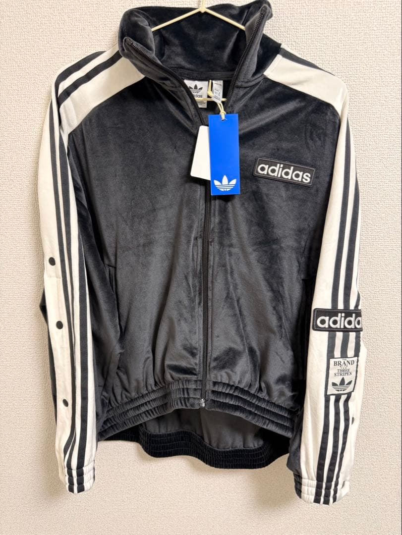 早い者勝ちadidas アディダス　アウター　W ADIBREAK VELOUR
