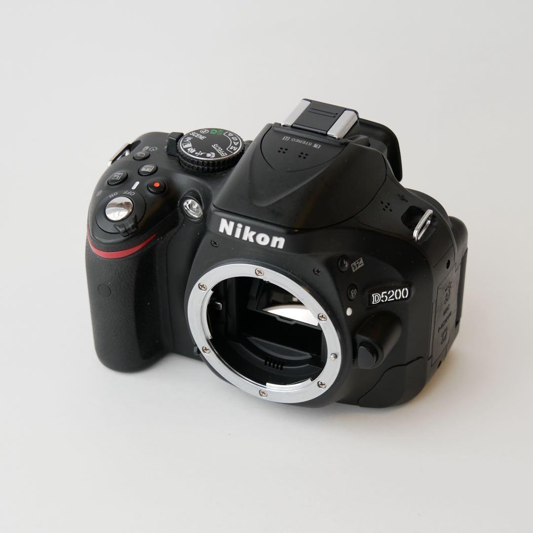 【動作確認済】 Nikon D5200 18-55VRレンズキット デジタル一眼