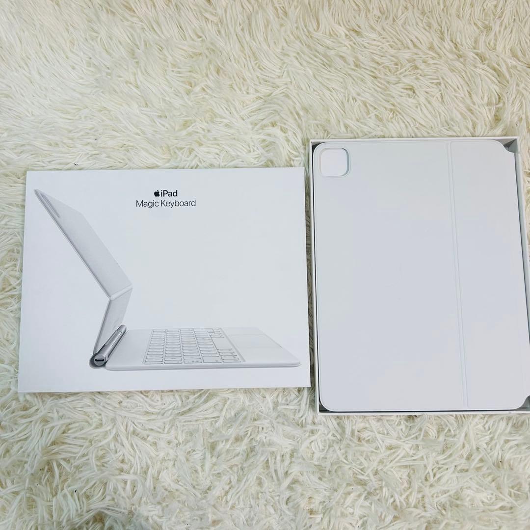 キーボード Apple iPad Magic Keyboard A2261 MJQJ3J/A