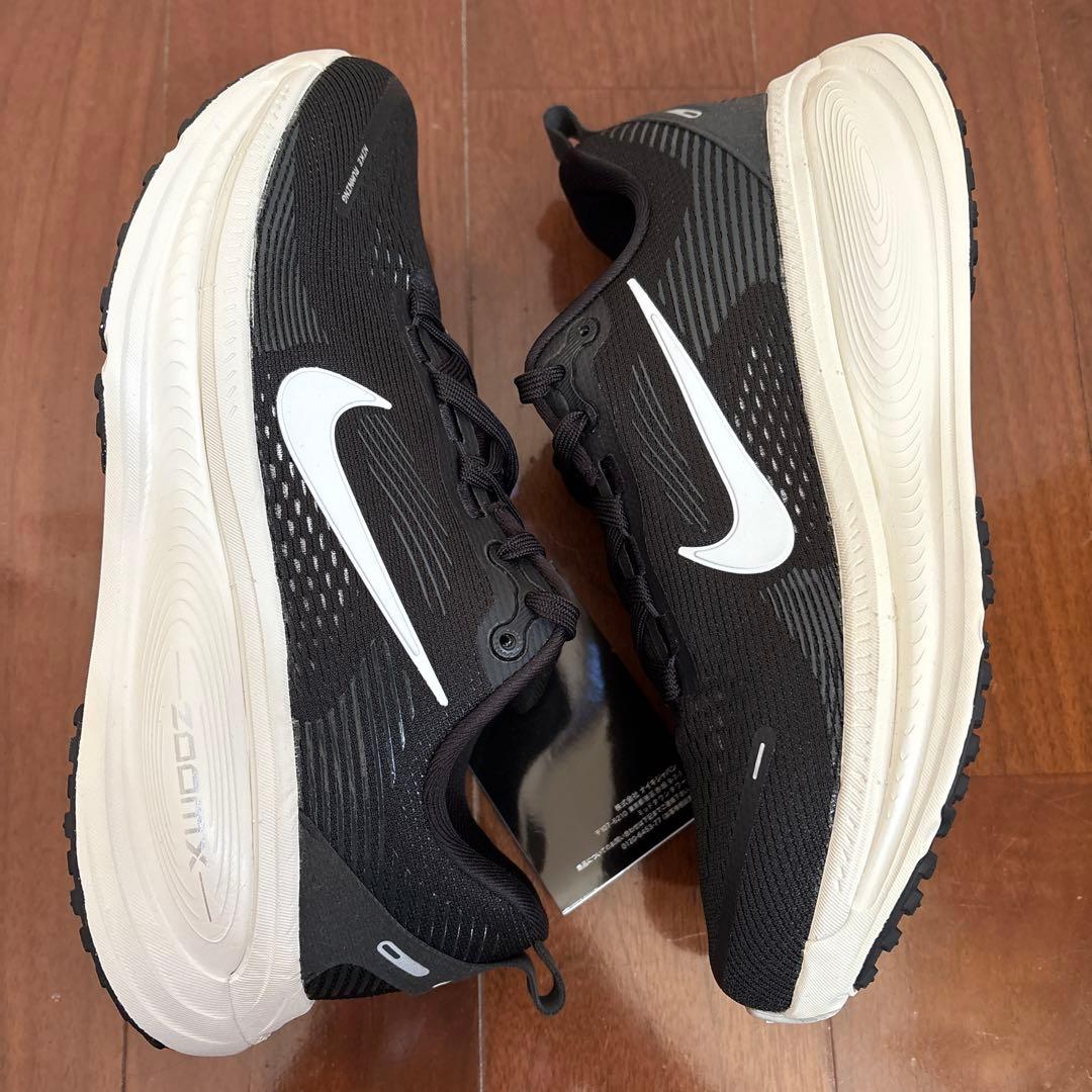 【新品未使用/24cm】ウィメンズ ナイキ ボメロ18