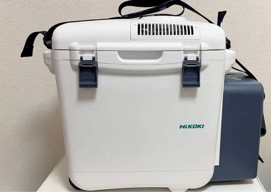 HIKOKI コードレス冷温庫　UL18DA バッテリー２個付き