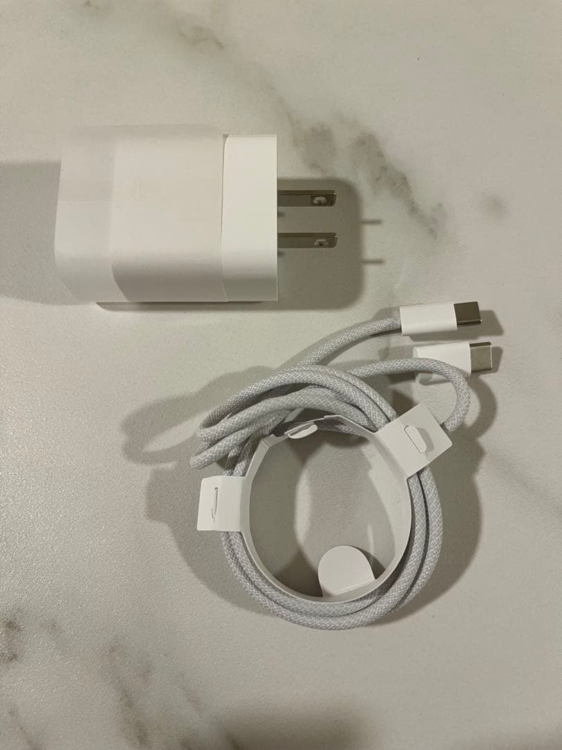 「極美品」11インチiPad Air(M3) Wi-Fi、箱、充電器、ケース付き