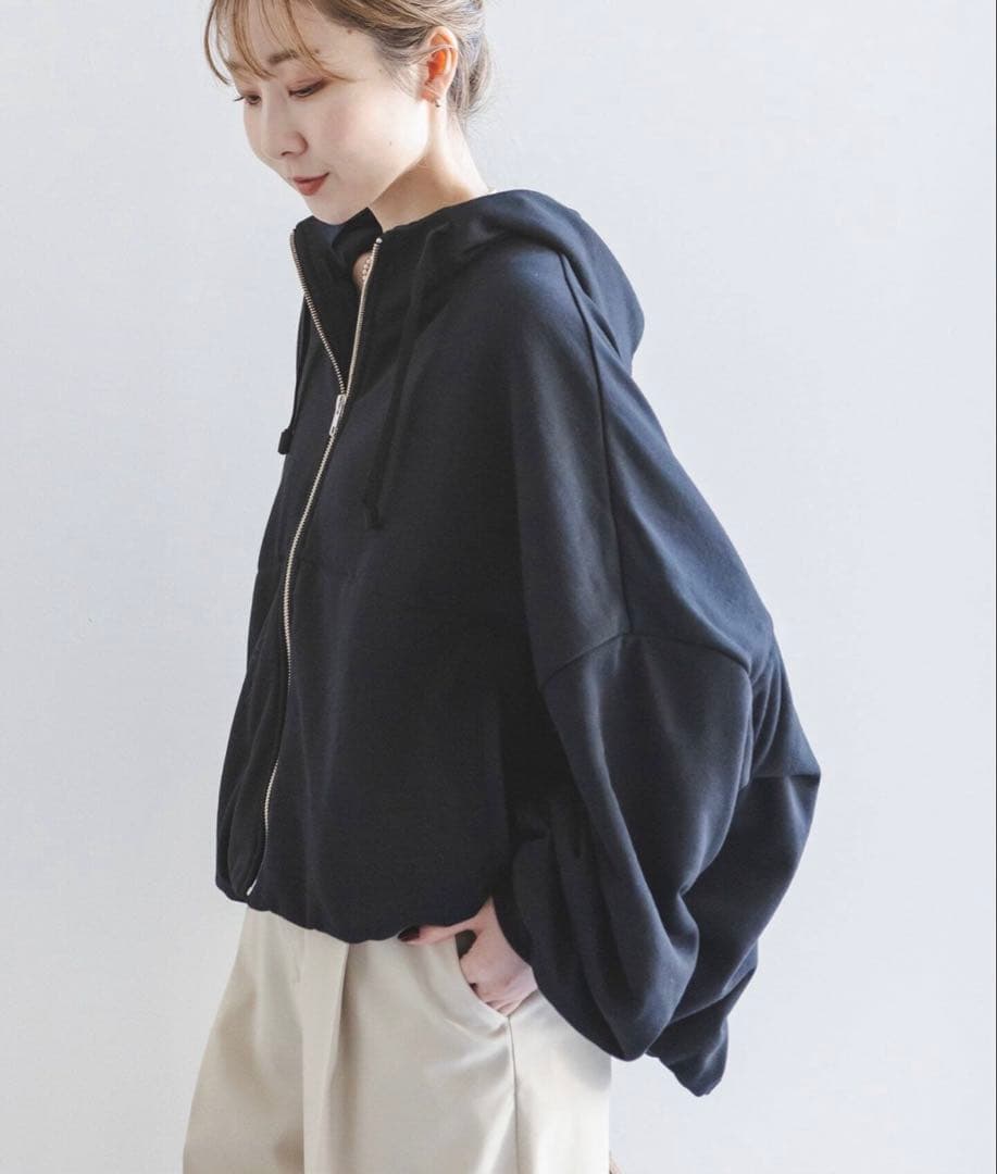 トップス COG THE BIGSMOKE/LINDA PUFFY FOODIE