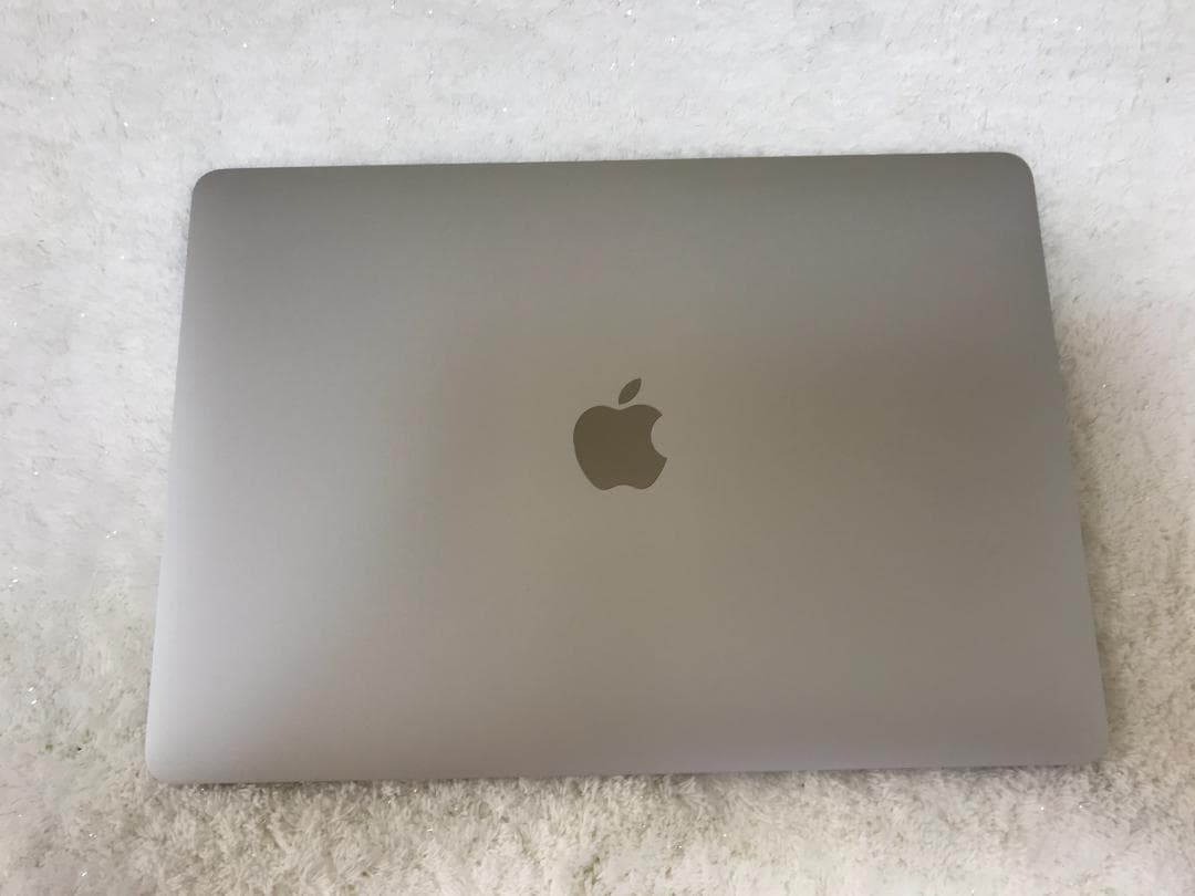 apple air m1　美品