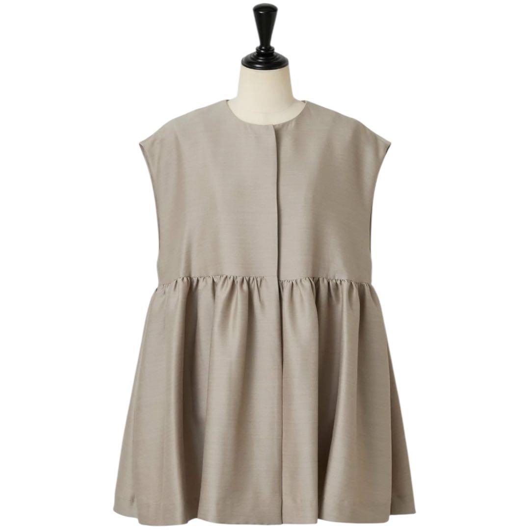 美品　今期　ビアズリー　ギャザージレ　LIVETART ベージュ　フリーサイズ