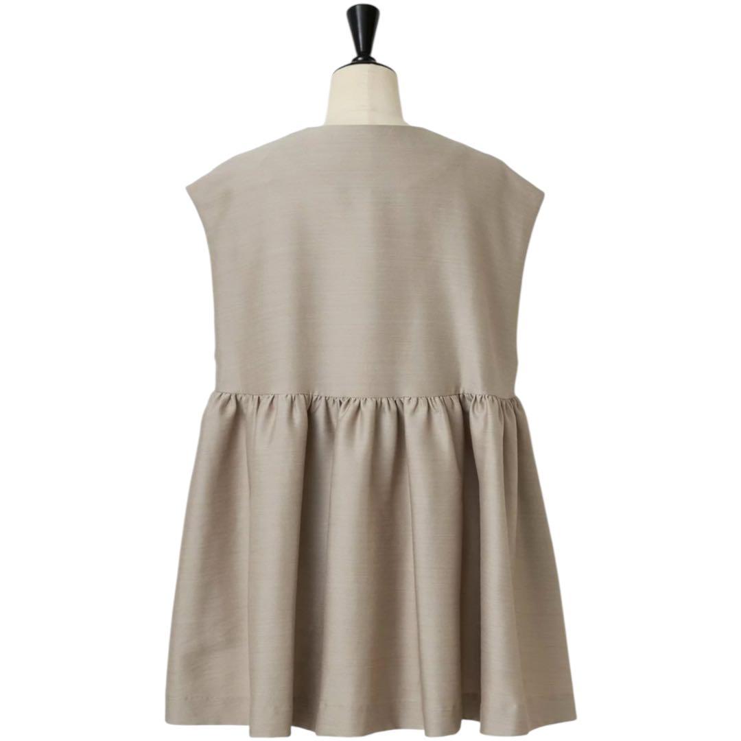 美品　今期　ビアズリー　ギャザージレ　LIVETART ベージュ　フリーサイズ