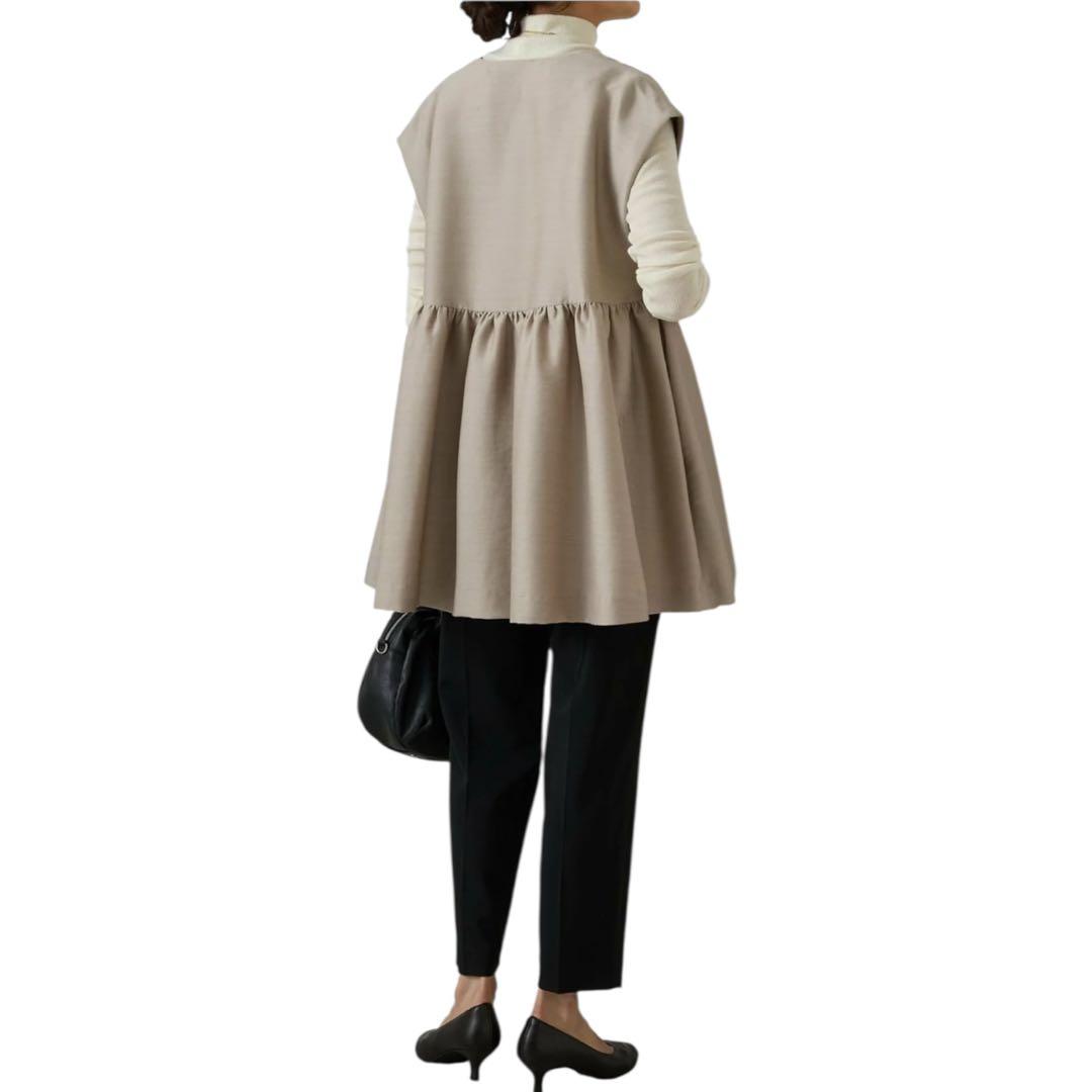 美品　今期　ビアズリー　ギャザージレ　LIVETART ベージュ　フリーサイズ