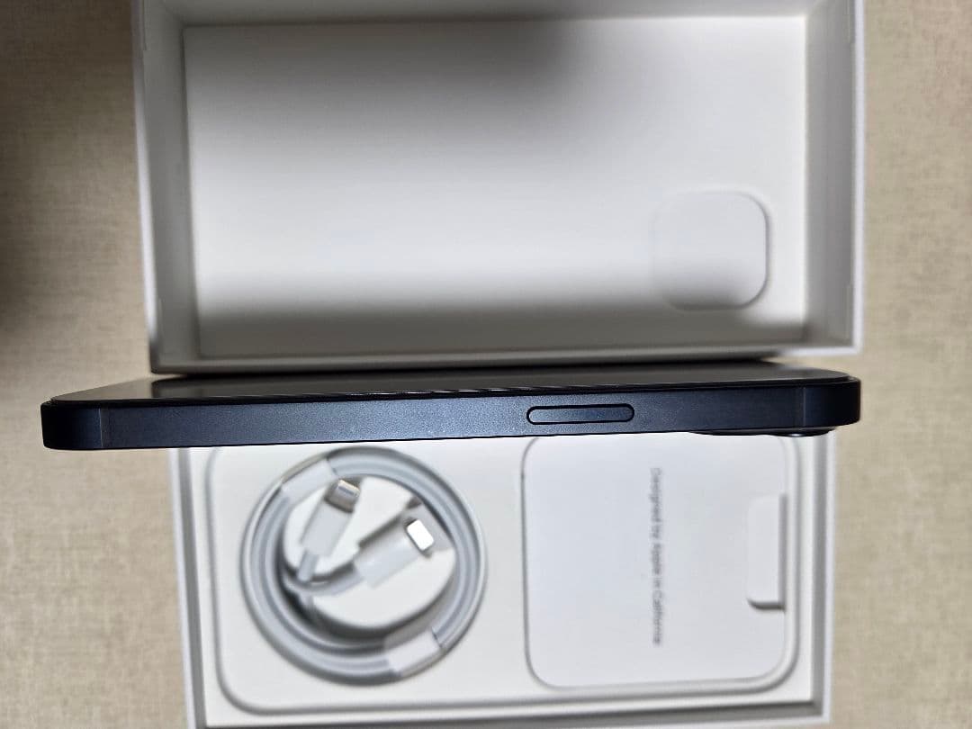 m*中様 Apple iPhone 13 ミッドナイト 本体