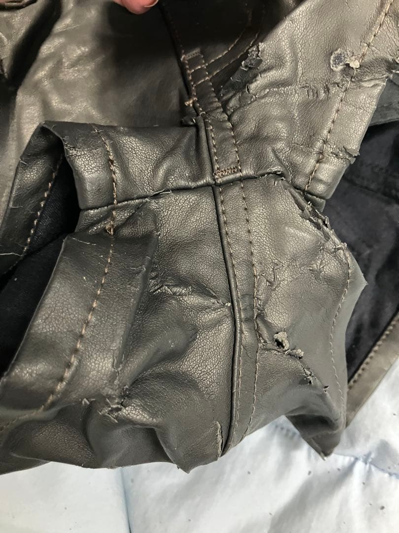 d.i.aスタッズ付きブラックレザーショートパンツ25サイズ