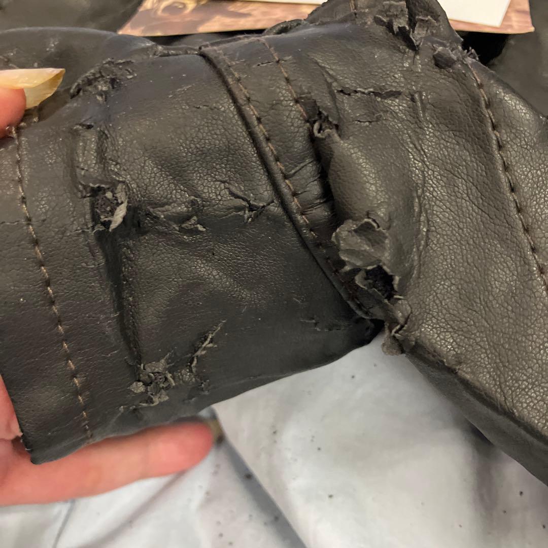 d.i.aスタッズ付きブラックレザーショートパンツ25サイズ