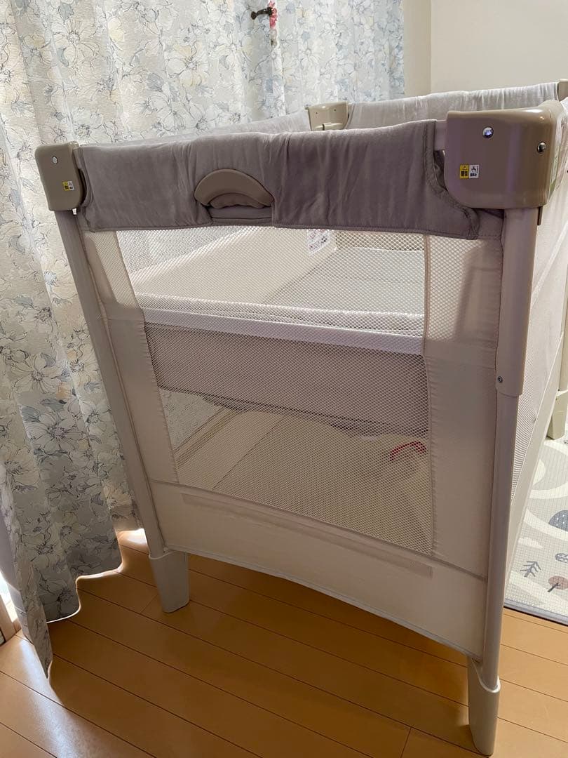 【アップリカ】ベビーベッド　ココネルエアープラス　ベージュ