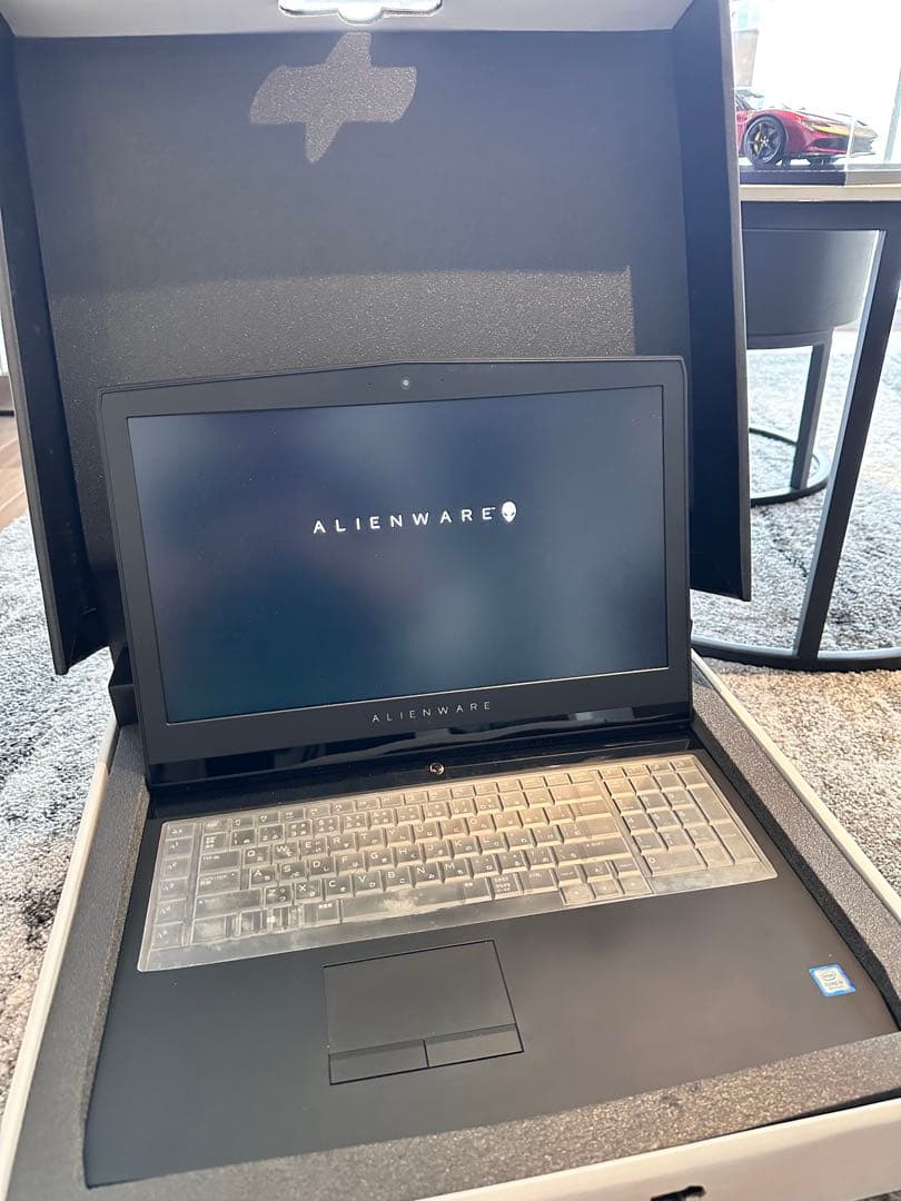 Alienware 17 R5 （i9-8950HK/16GB/GTX1070）